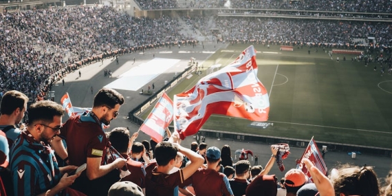 Galatasaray Şampiyonluğu: Ünlülerden Coşkulu Kutlamalar