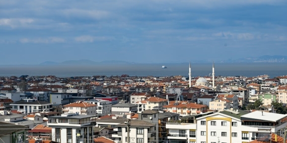 Gölcük’te Eğlence Mekanına Silahlı Saldırı: 2 Ölü, 3 Yaralı